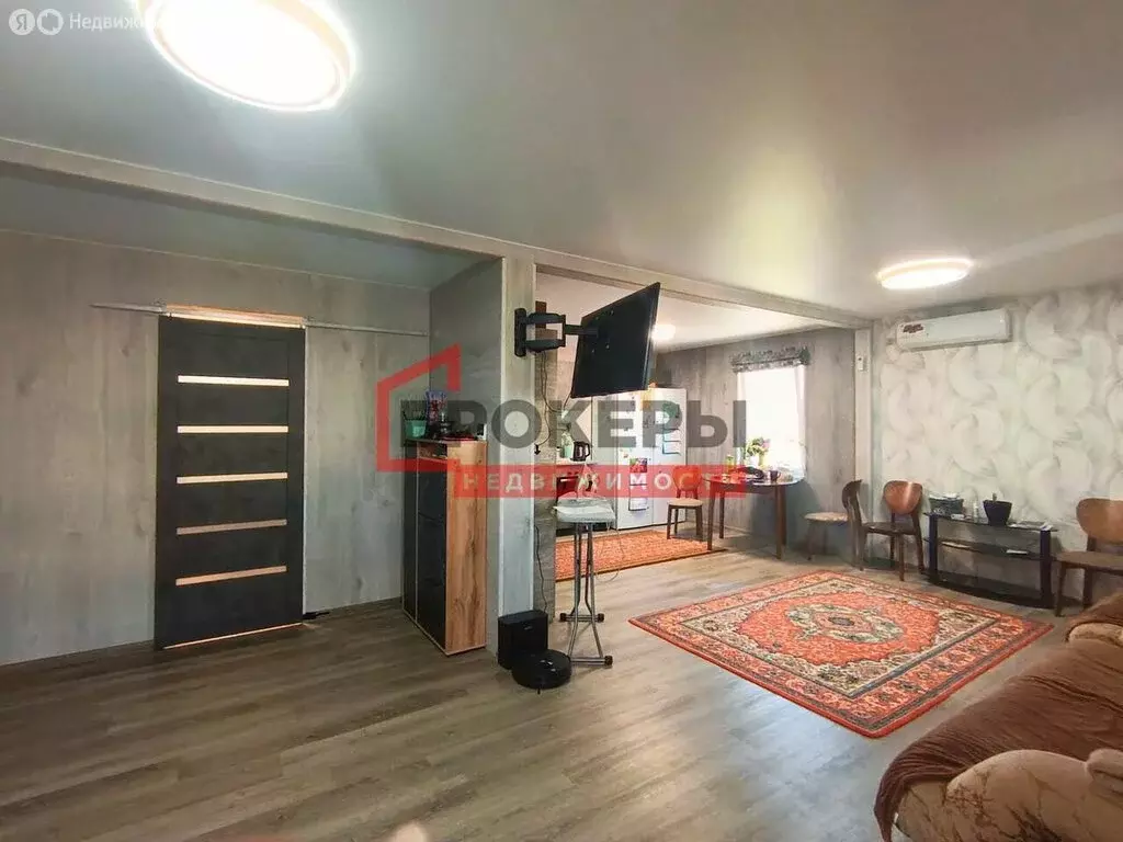 Дом в Севастополь, улица Василия Колодкина, 76А (100 м) - Фото 1