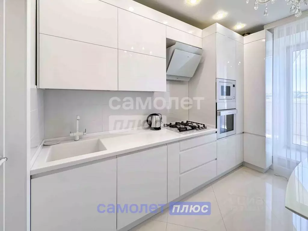 3-к кв. Чувашия, Чебоксары ул. Байдула, 5к1 (77.5 м) - Фото 0