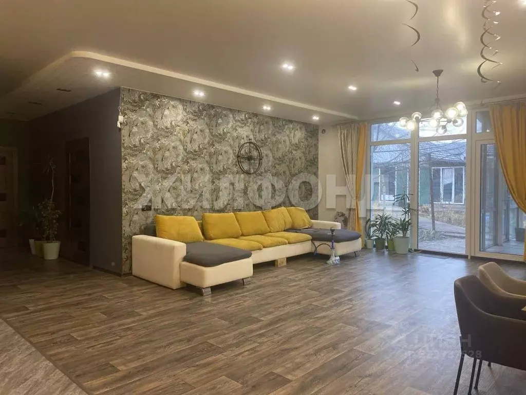 Дом в Алтайский край, Барнаул ул. Анисовая (105 м) - Фото 1