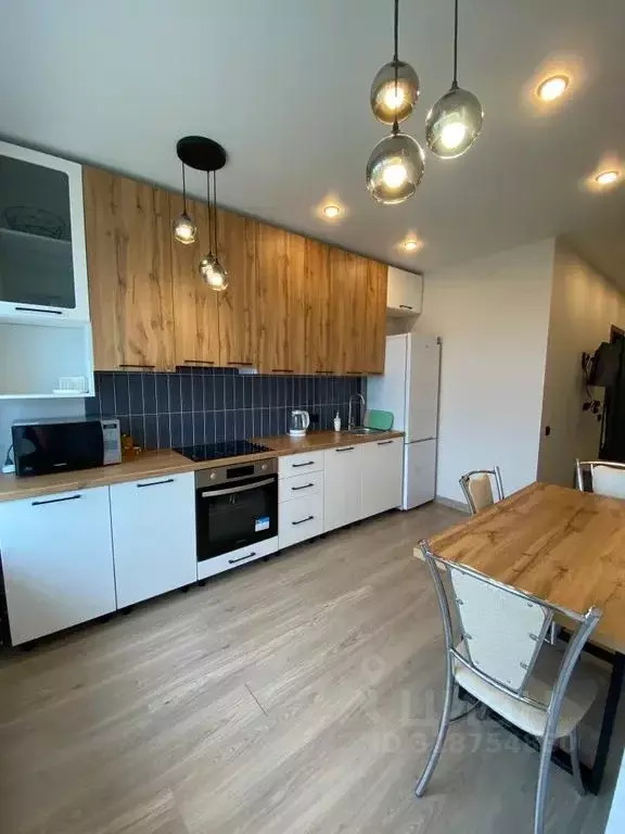 1-к кв. Татарстан, Казань ул. Рауиса Гареева, 105Б (34.0 м) - Фото 1