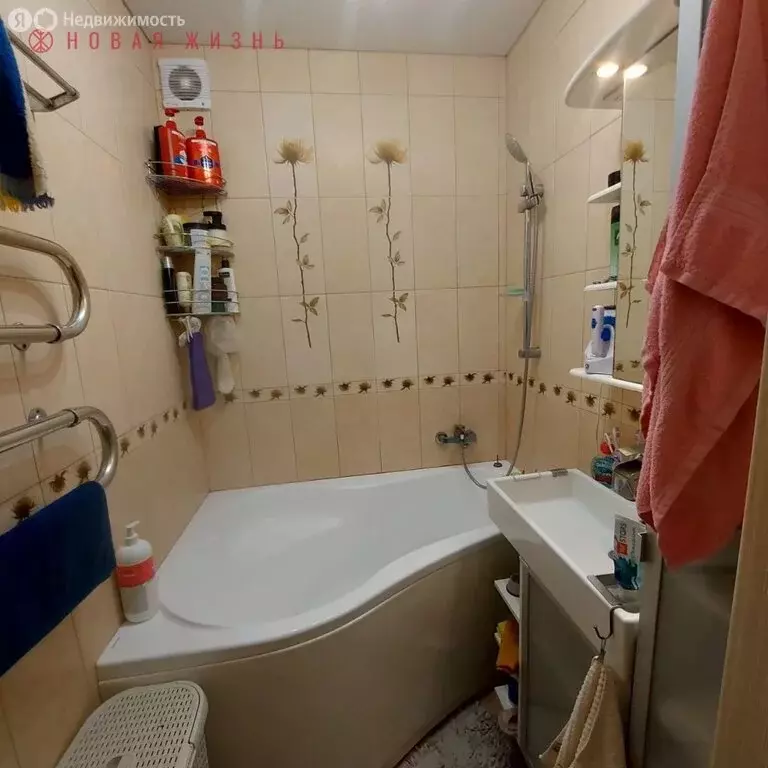 3-комнатная квартира: Самара, Волжское шоссе, 123 (68 м) - Фото 1