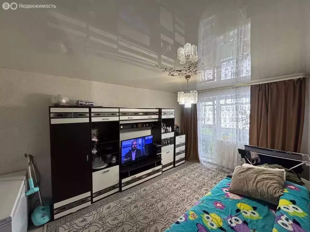 3-комнатная квартира: Шелехов, 4-й микрорайон, 26 (58.5 м) - Фото 1