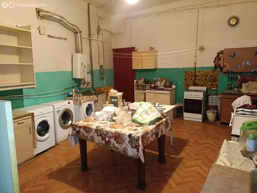 1к в 8-комнатной квартире (35.6 м) - Фото 0