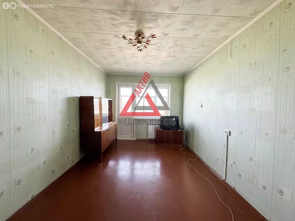 1-комнатная квартира: Каменск-Уральский, улица Калинина, 42 (30.5 м) - Фото 1