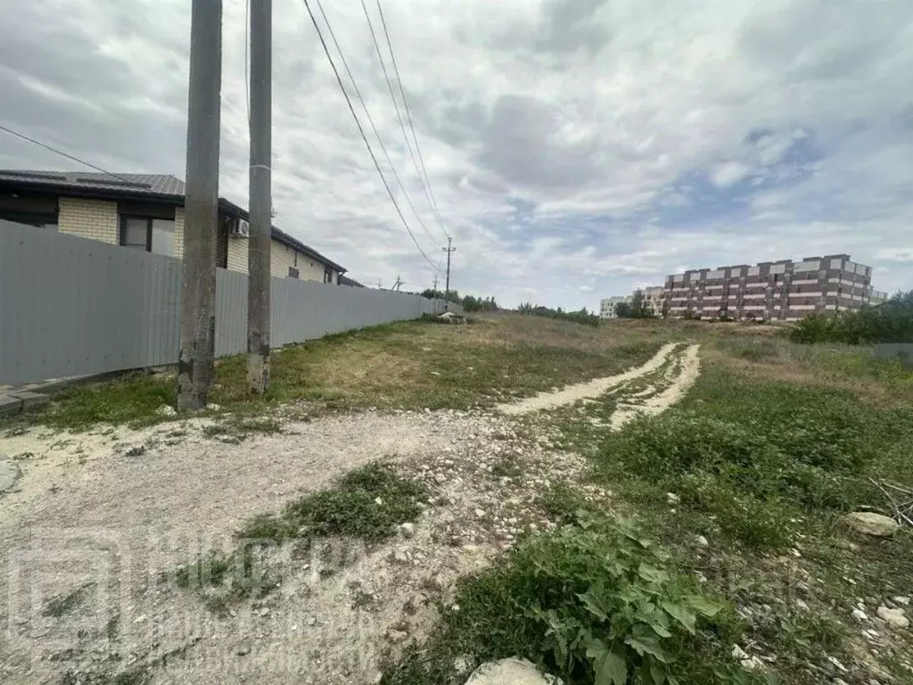 Участок в Волгоградская область, Волгоград пос. Ангарский, ул. ... - Фото 2