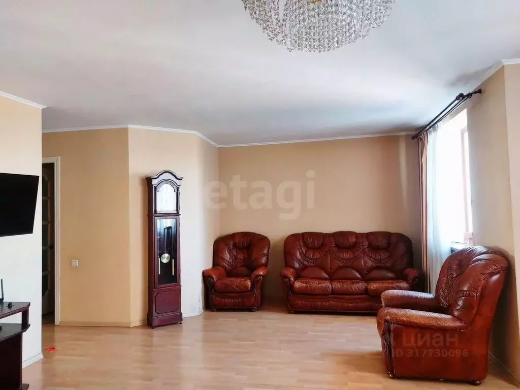 3-к кв. Крым, Симферополь ул. Тургенева (105.0 м) - Фото 0