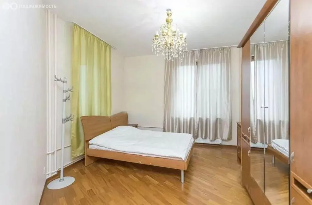 4-комнатная квартира: Москва, Можайское шоссе, 2 (232 м) - Фото 1