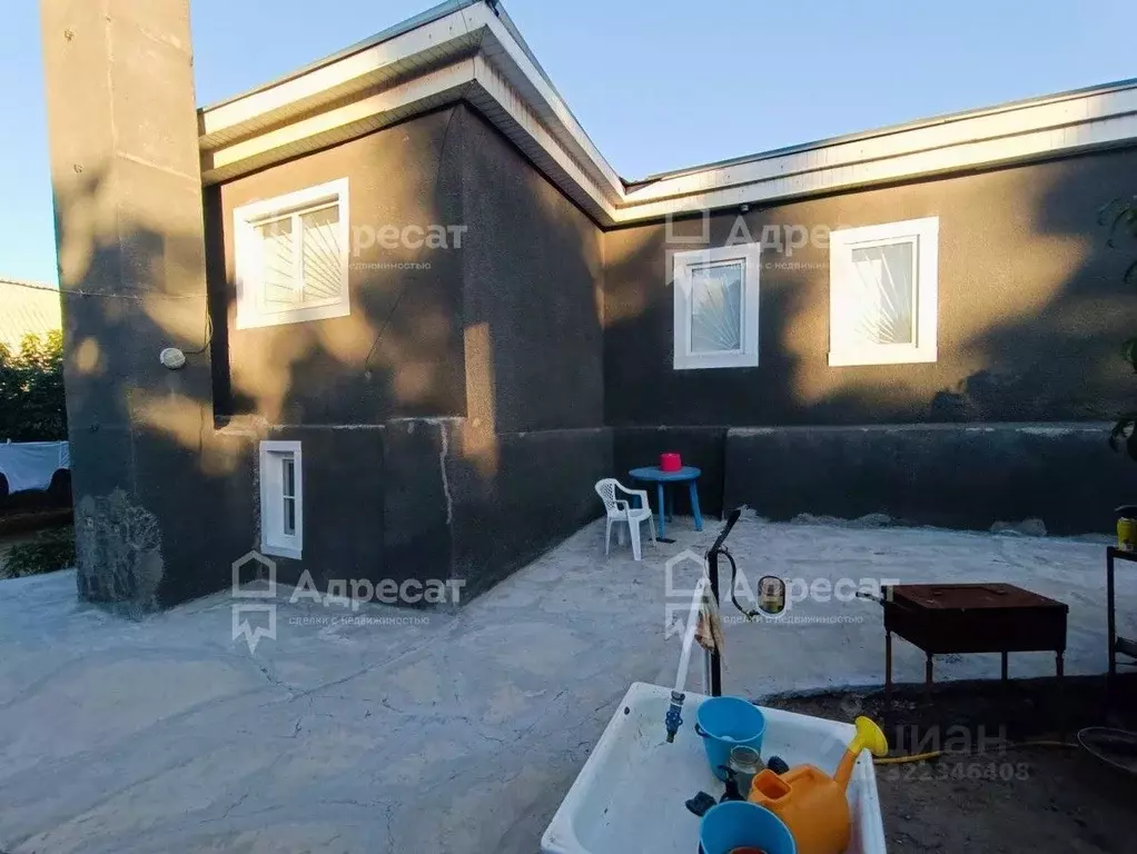 Дом в Волгоградская область, Волгоград пос. Сакко и Ванцетти, ул. ... - Фото 2