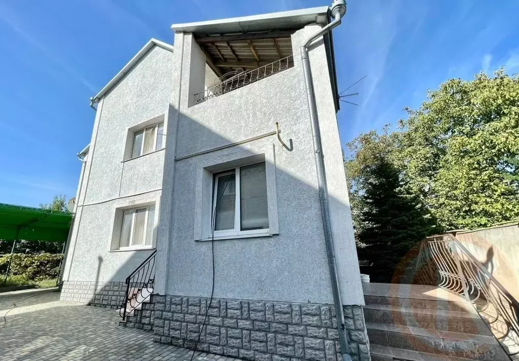 Дом в Крым, Симферополь ул. Аметхан Султан, 106 (200 м) - Фото 2