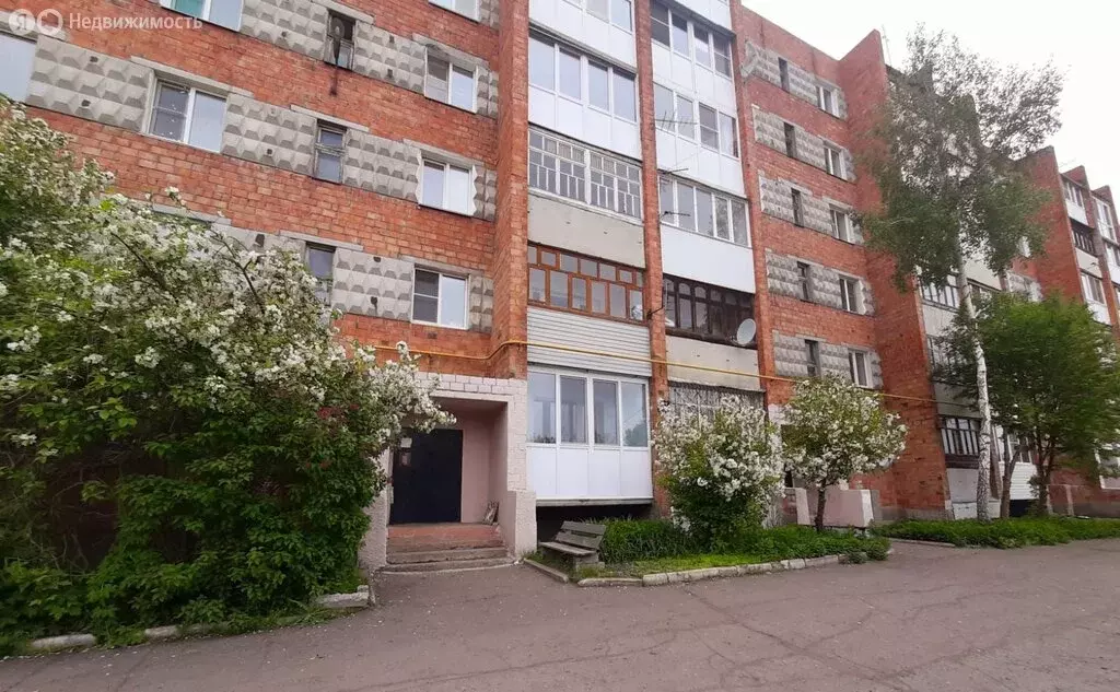 2-комнатная квартира: Калачинск, Пролетарская улица, 4 (52.8 м) - Фото 1