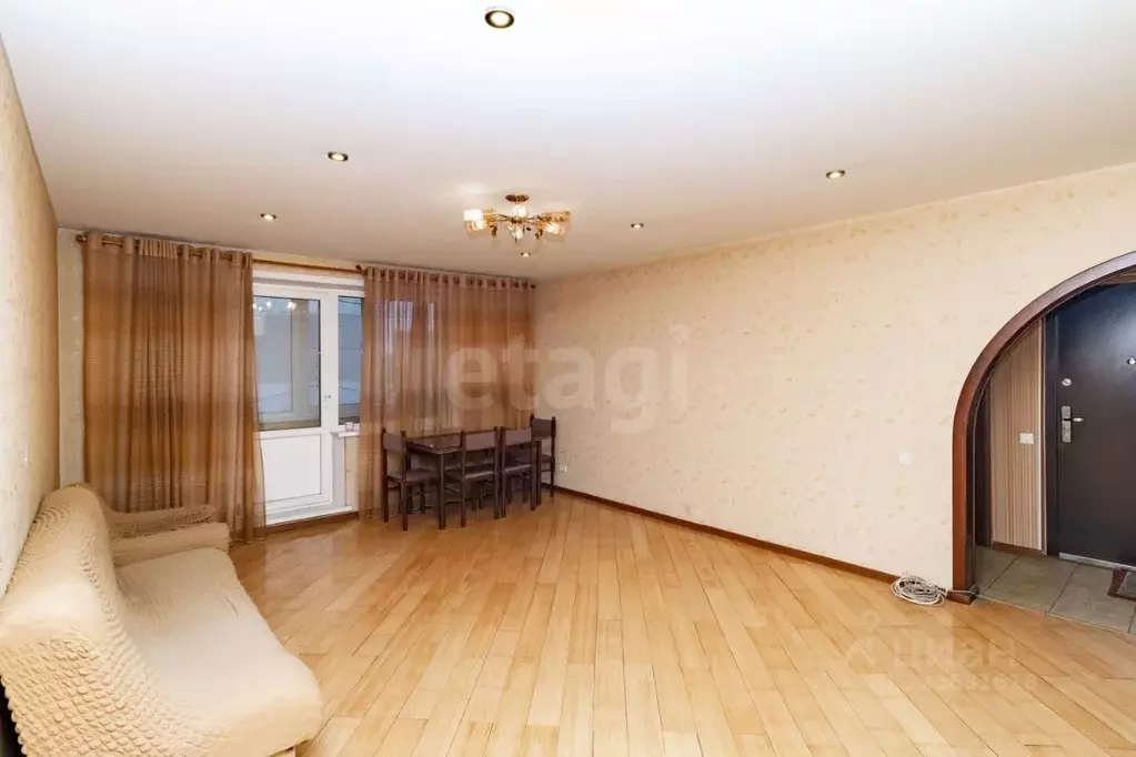 4-к кв. Красноярский край, Красноярск ул. Молокова, 40 (78.6 м) - Фото 1