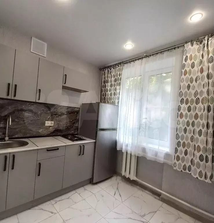 2-к. квартира, 45 м, 2/5 эт. - Фото 0