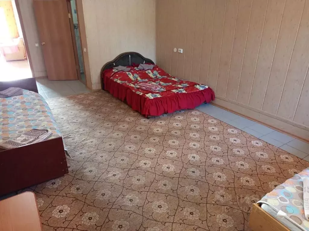 Комната Красноярский край, Шушенское пгт ул. Первомайская, 58Б1 - Фото 0