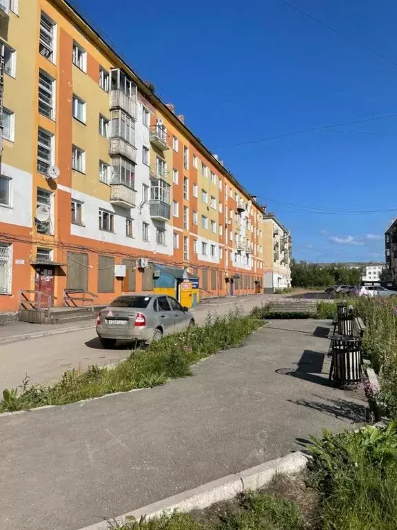 3-к кв. Коми, Воркута ул. Энгельса, 2 (91.1 м) - Фото 1