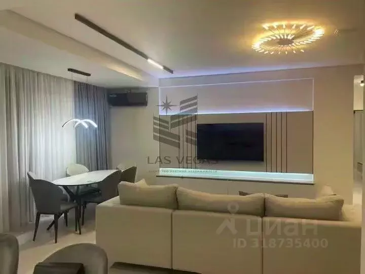 2-к кв. Татарстан, Казань ул. Мансура Хасанова, 15 (54.0 м) - Фото 1