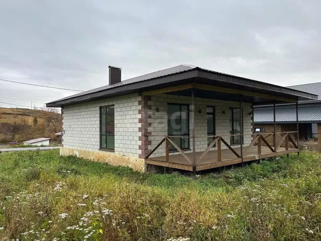 Дом в Башкортостан, Иглинский район, Акбердинский сельсовет, д. ... - Фото 2