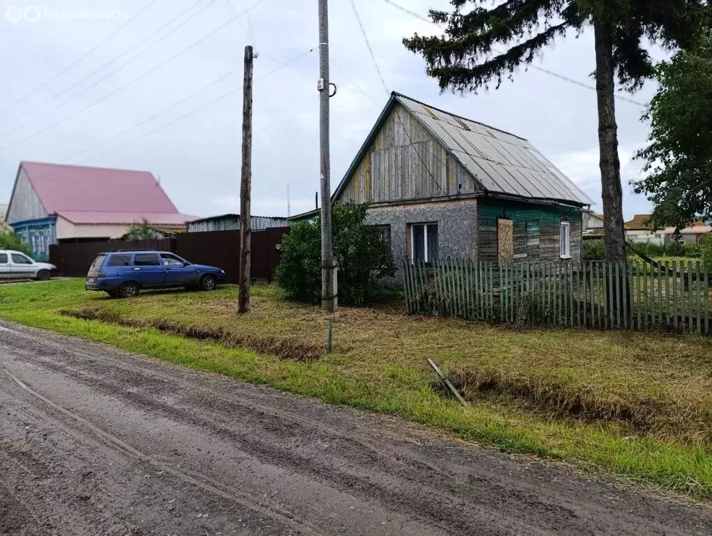 Дом в Тюкалинск, улица Ломоносова (58.1 м) - Фото 0