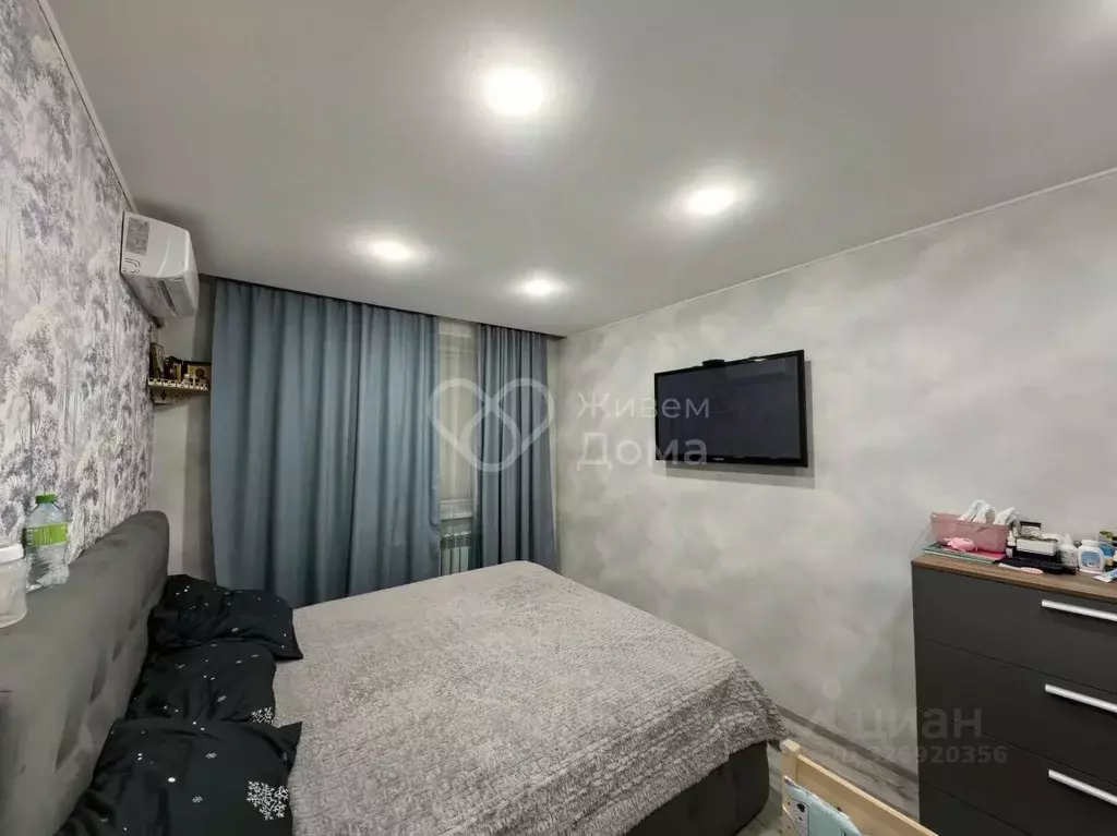 3-к кв. Волгоградская область, Волгоград ул. Добрушина, 12А (72.5 м) - Фото 2