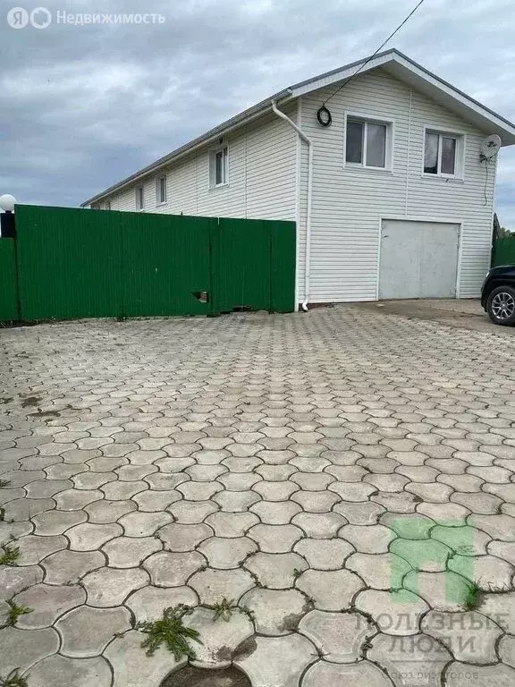 Дом в деревня Петриково, Центральная улица, 7 (306.3 м) - Фото 1