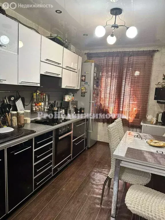 3-комнатная квартира: Кызыл, Колхозная улица, 8А (59.2 м) - Фото 1