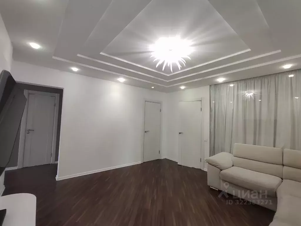 3-к кв. Челябинская область, Челябинск ул. Лобырина, 5 (61.5 м) - Фото 2