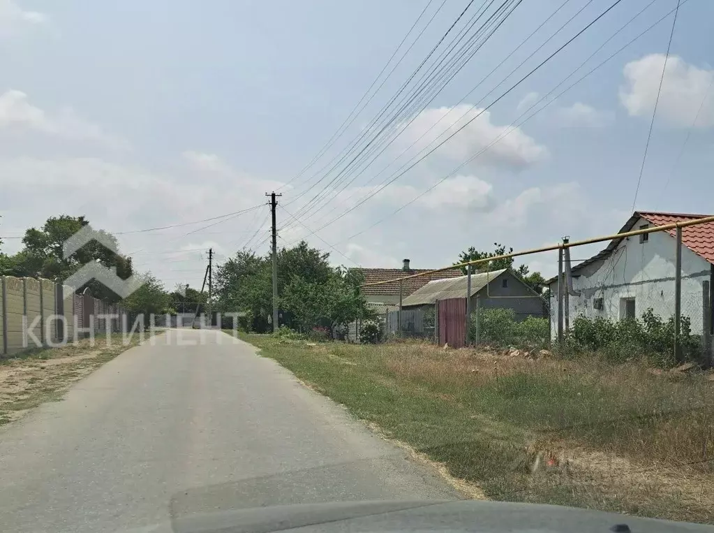 Участок в Крым, Черноморский район, с. Новосельское ул. Олега ... - Фото 0
