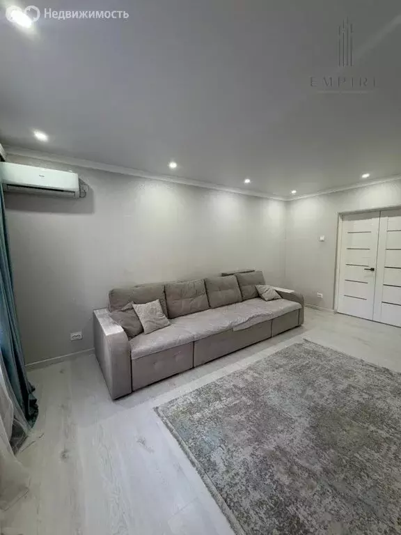 3-комнатная квартира: Грозный, улица А.А. Айдамирова, 133к10 (74 м) - Фото 2