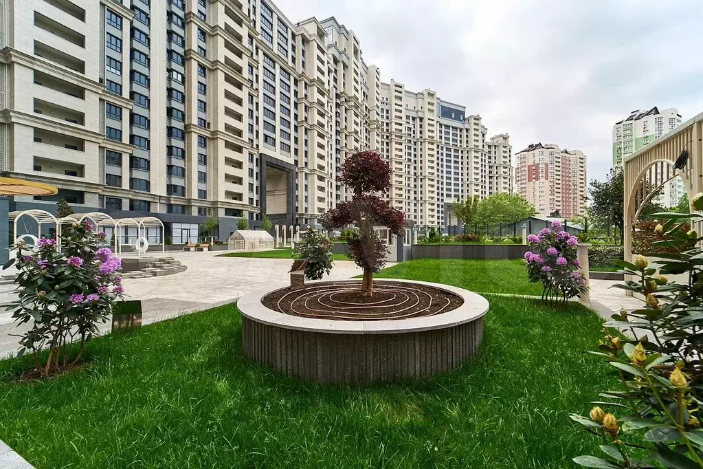 3-к. квартира, 109,6 м, 16/25 эт. - Фото 0