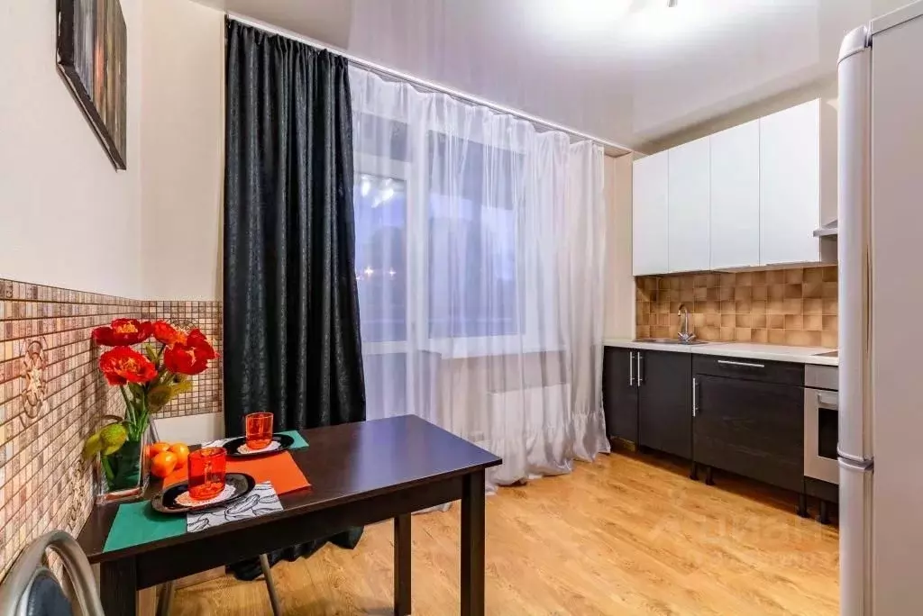 1-к кв. Свердловская область, Екатеринбург ул. Щорса, 103 (40.0 м) - Фото 2