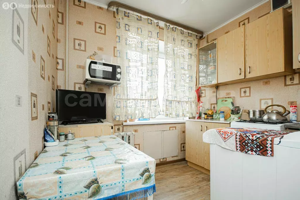 4-комнатная квартира: деревня Яковлевское, 21 (60.9 м) - Фото 1