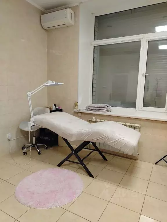 Помещение свободного назначения в Саратовская область, Саратов ул. ... - Фото 1