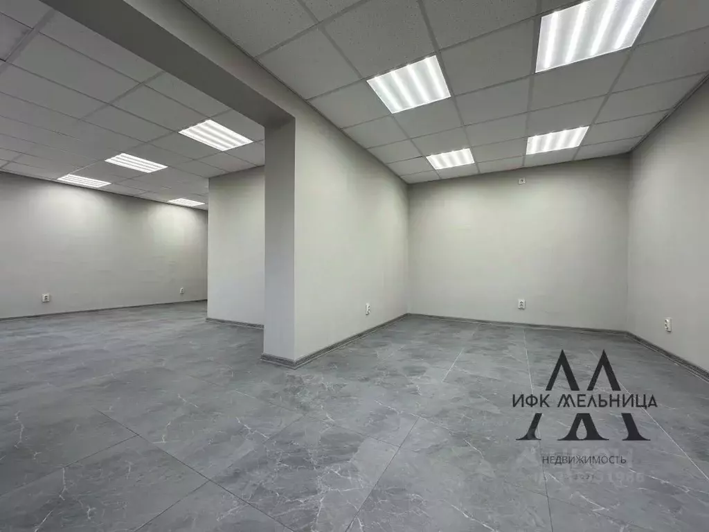 Торговая площадь в Свердловская область, Полевской ул. Володарского, ... - Фото 2