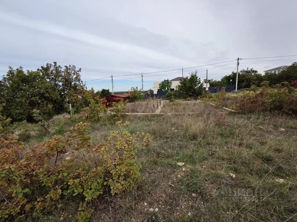 Участок в Севастополь ул. Пасечная, 13 (7.3 сот.) - Фото 1