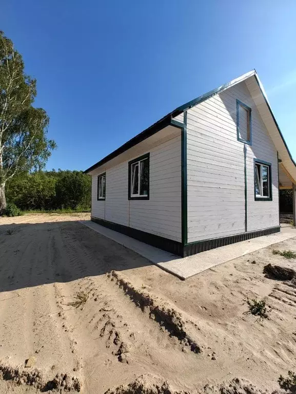 Дом в Псковская область, Пыталовский муниципальный округ, д. Линово  ... - Фото 0