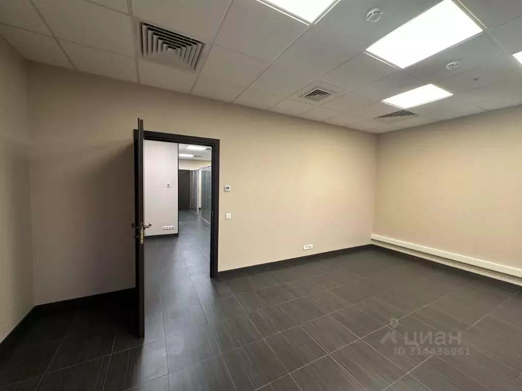 Офис в Московская область, Красногорск Ильинское ш., 1а (70 м) - Фото 1
