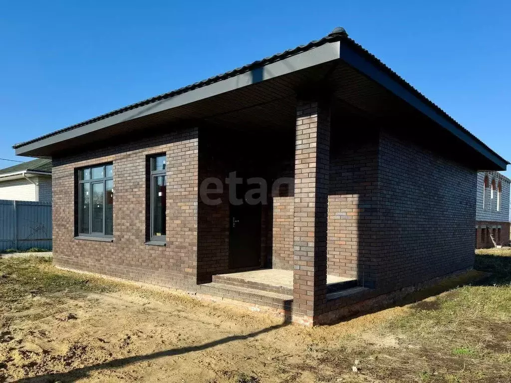 Дом в Тамбовская область, Тамбовский муниципальный округ, с. Стрельцы ... - Фото 2