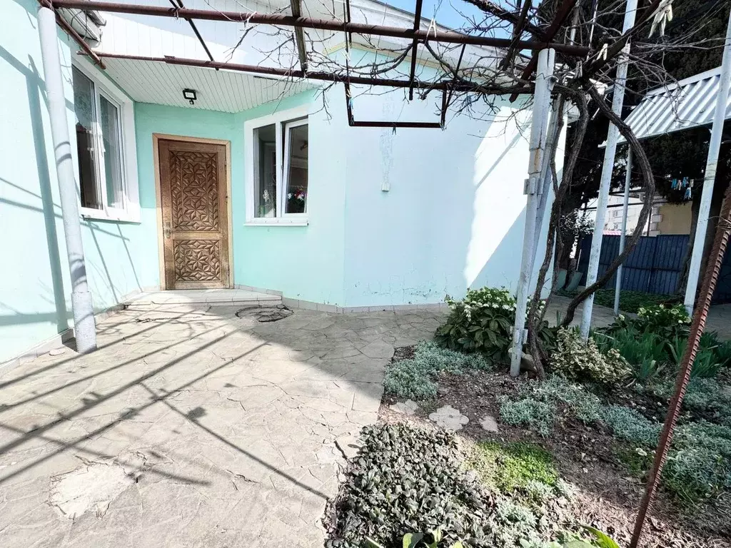 Дом в Крым, Алушта ул. Горбачевой (86 м) - Фото 1