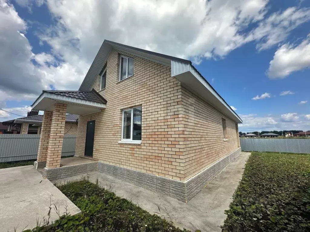 Дом в Башкортостан, Уфимский район, Михайловский сельсовет, д. Суровка ... - Фото 1