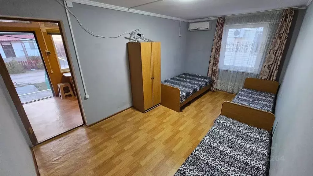 Комната Краснодарский край, Ейский район, Должанская ст-ца, Рубин База ... - Фото 0