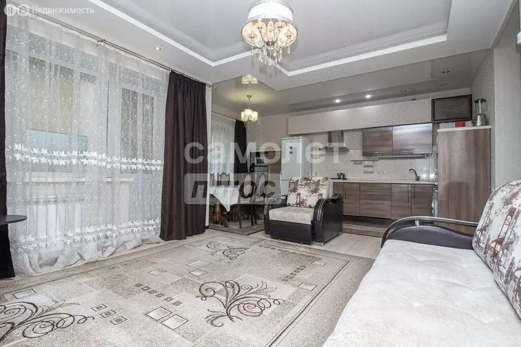 2-комнатная квартира: Ульяновск, улица Федерации, 91 (73 м) - Фото 1