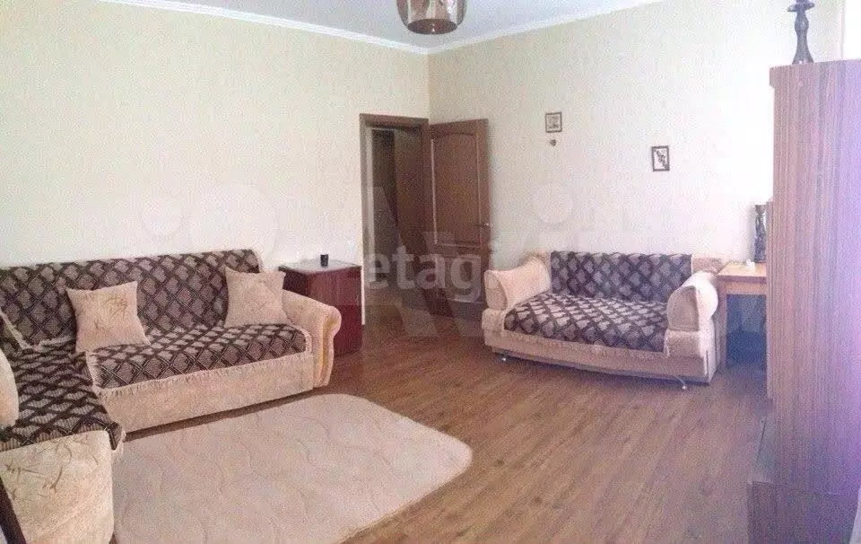 2-к. квартира, 60м, 1/2эт. - Фото 0