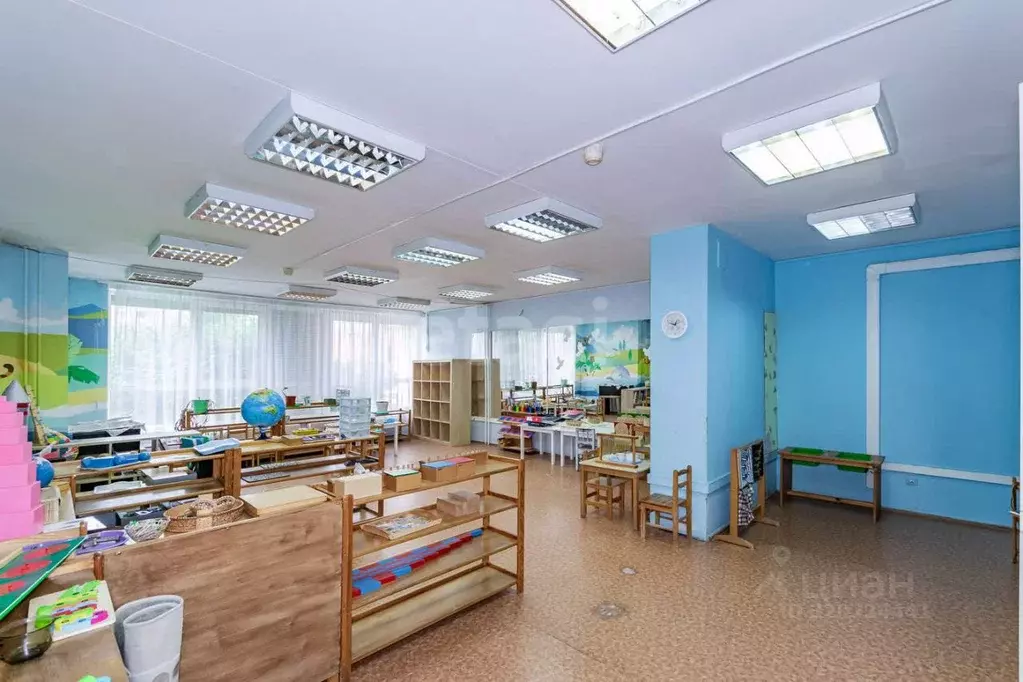 Помещение свободного назначения в Свердловская область, Екатеринбург ... - Фото 2