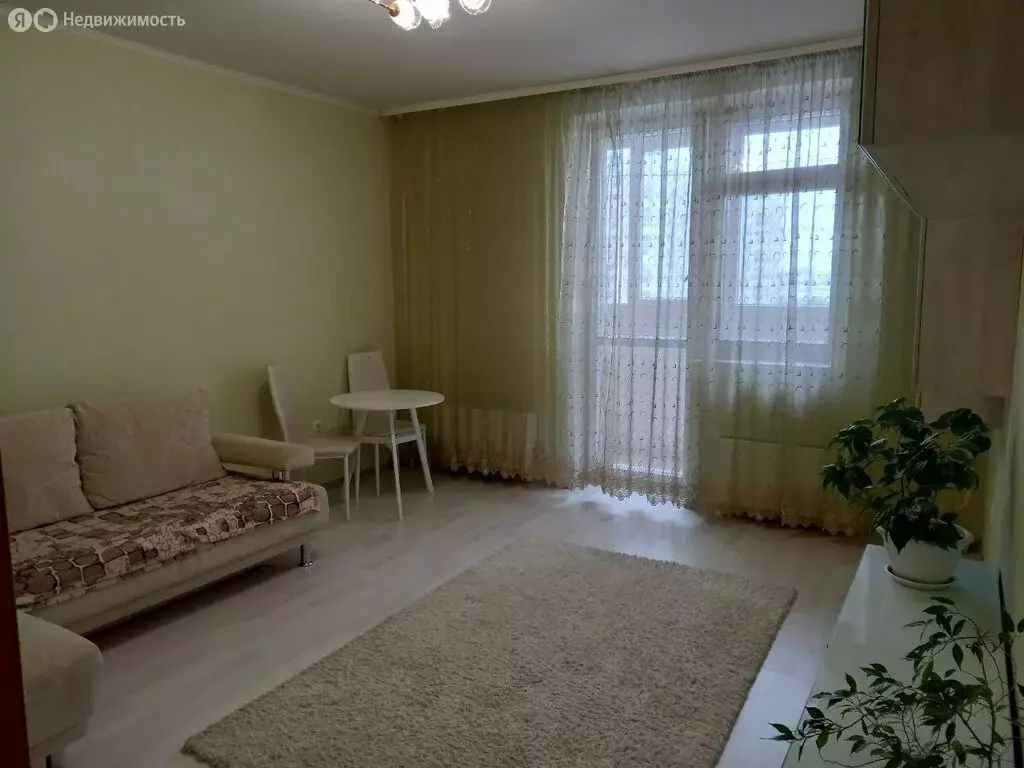 1-комнатная квартира: Тюмень, улица Газовиков, 41 (43.9 м) - Фото 1