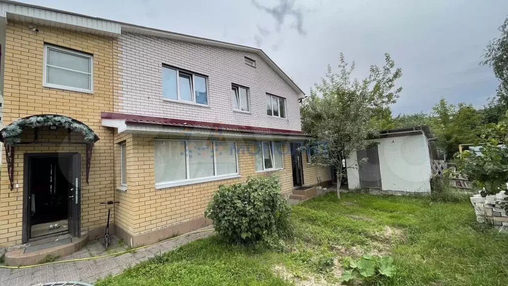 Дом 200 м на участке 2 сот. - Фото 0