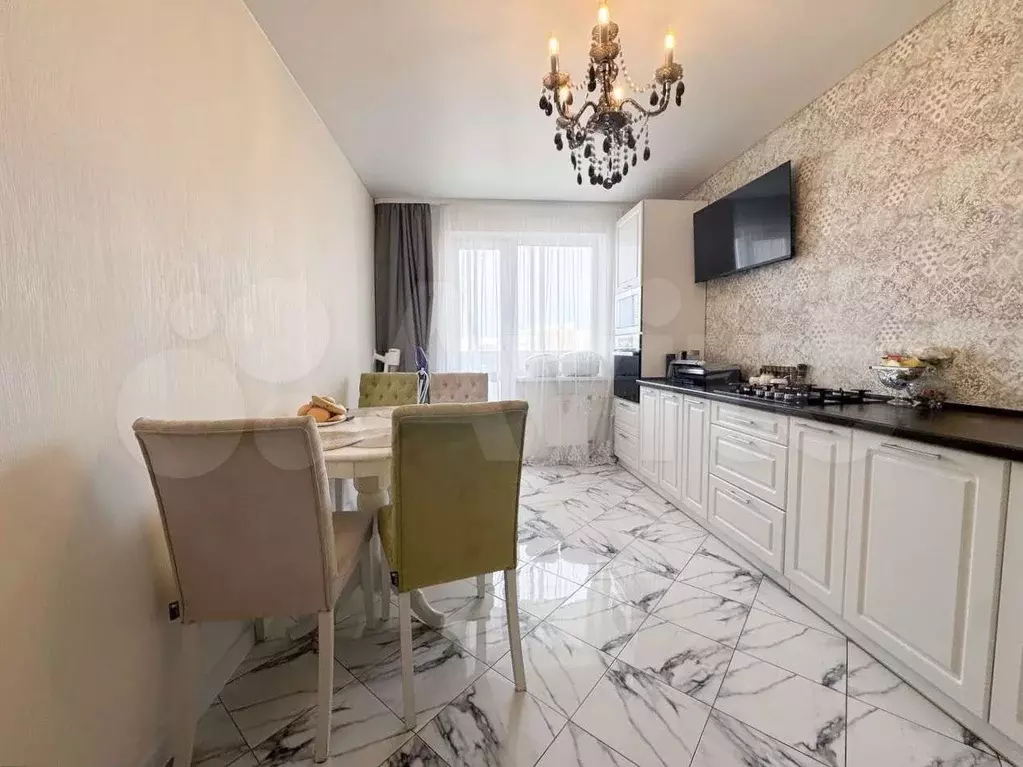3-к. квартира, 75 м, 9/10 эт. - Фото 1