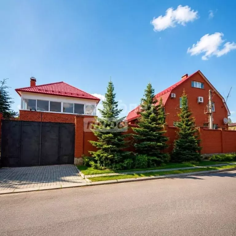 Дом в Курская область, Курск Триумфальная ул. (390 м) - Фото 1