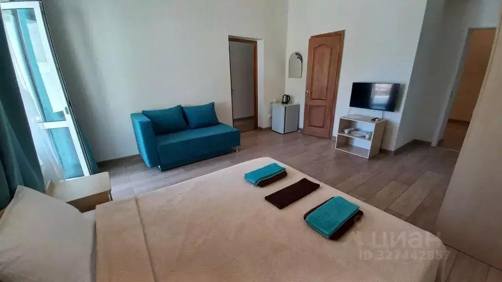 Комната Крым, Ялта муниципальный округ, Отрадное пгт ул. Лазурная, 8 - Фото 1