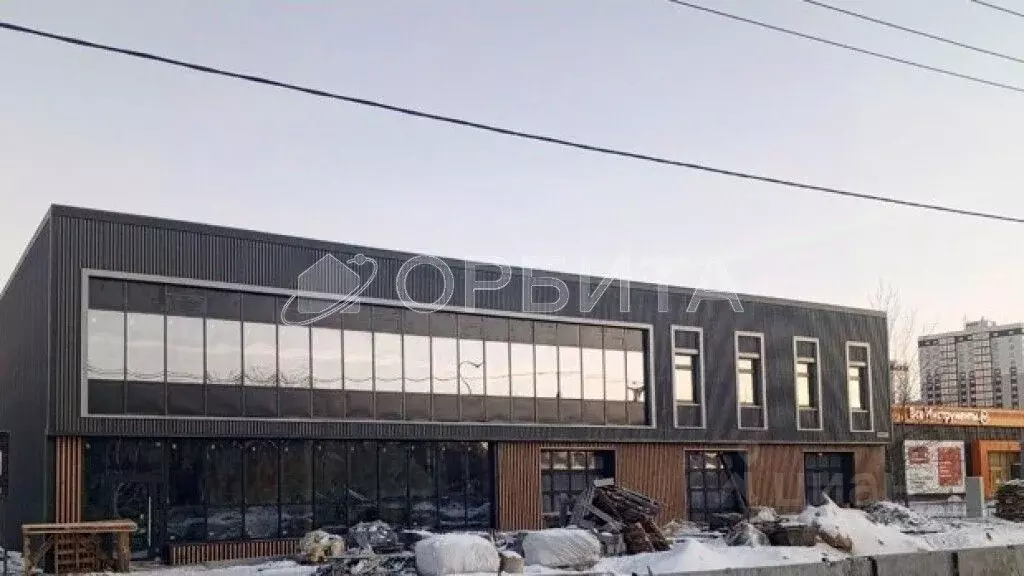 Торговая площадь в Тюменская область, Тюмень ул. Тимофея Чаркова, 39 ... - Фото 0
