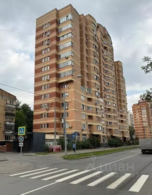 Гараж в Москва Карамышевская наб., 12к1 (19 м) - Фото 1
