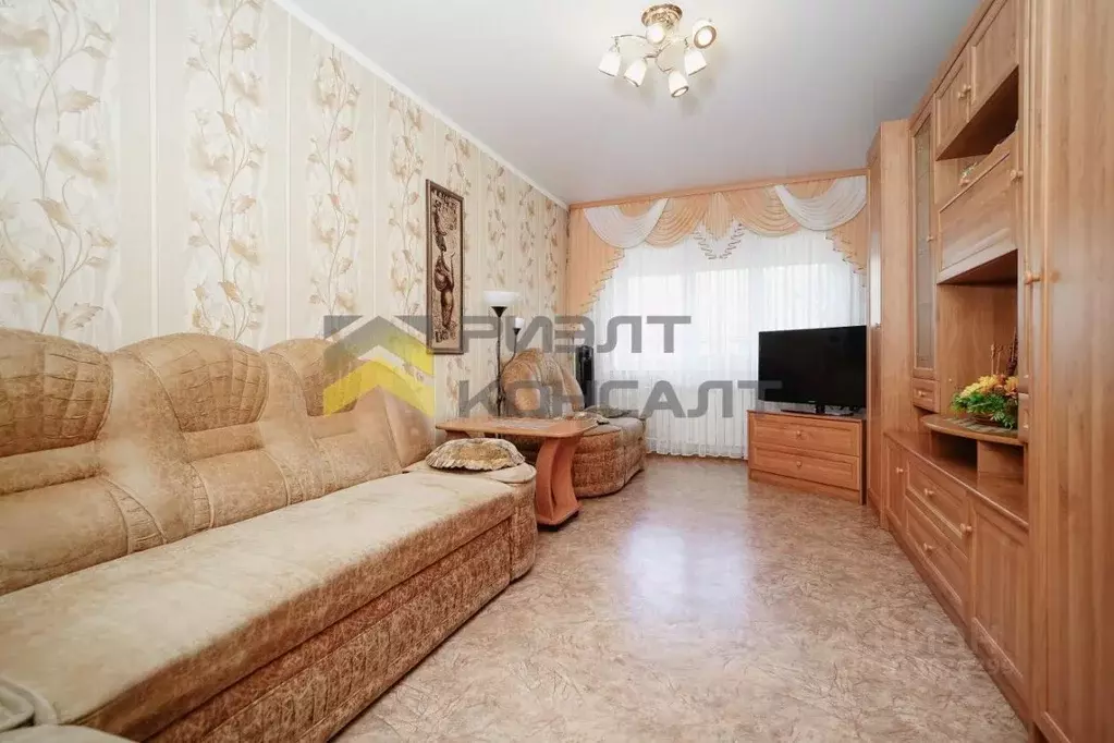 3-к кв. Омская область, Омск ул. Лукашевича, 15Г (62.7 м) - Фото 0